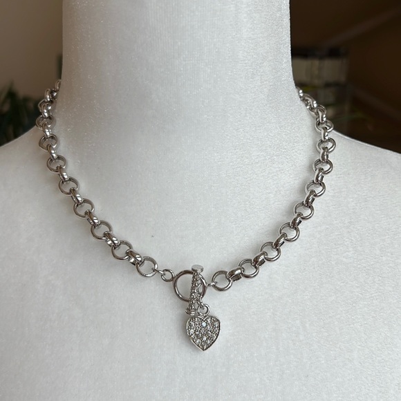 Beautiful Sterling Silver Necklace 🌸 18.5” - Picture 2 of 7